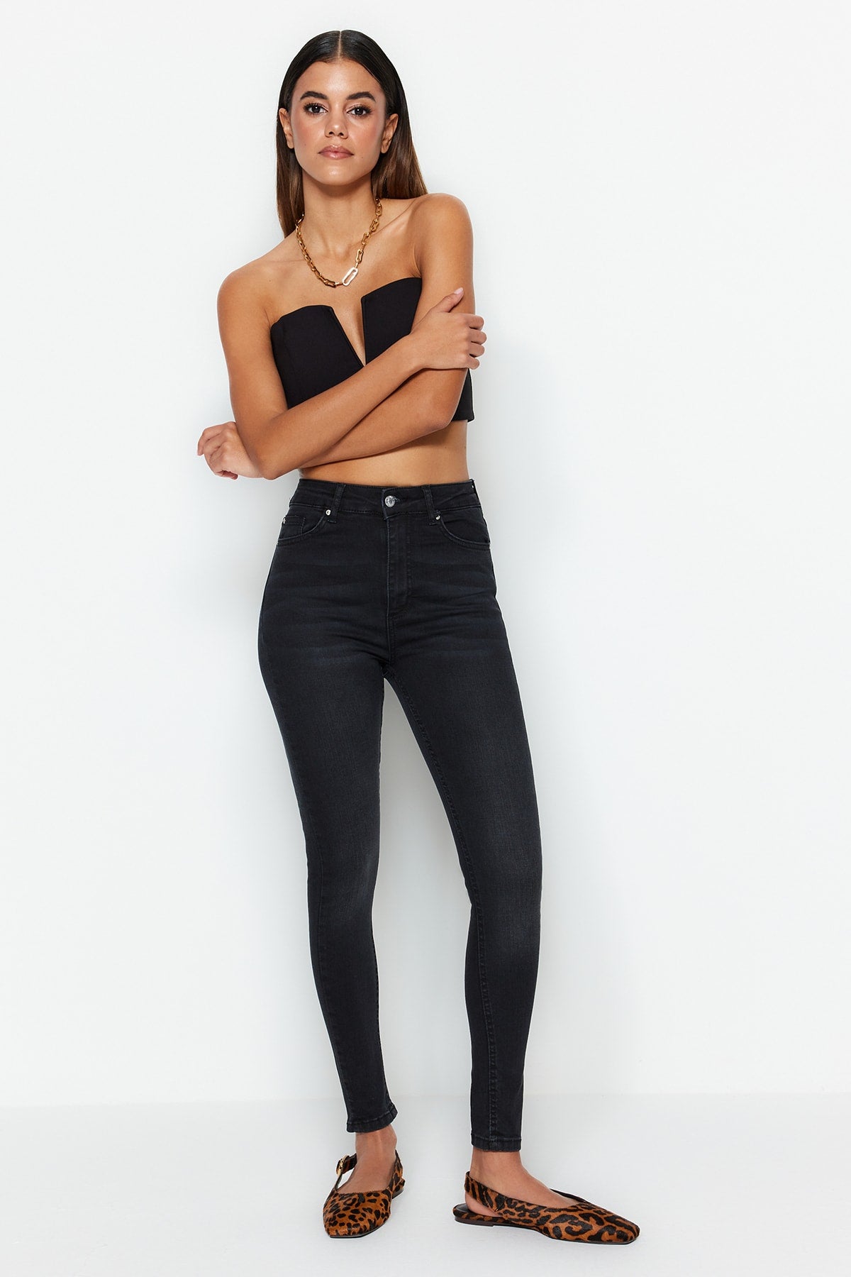 Schwarze Skinny Jeans mit Schlankheitseffekt und superhoher Taille