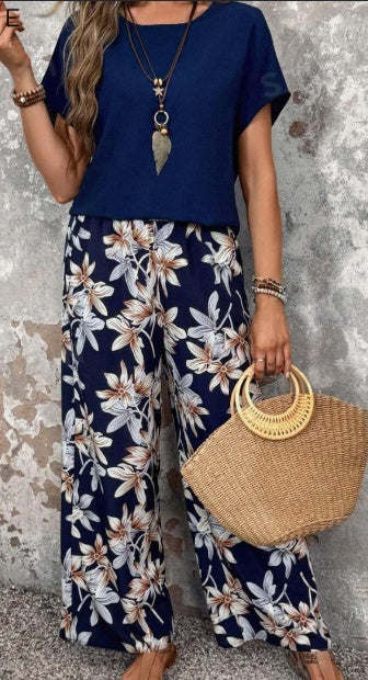 Women Solid Color Round Neck Short Sleeve Top And Flower Print Wide Leg Pants Set For Summer Two Piece Outfits (11477630386444)