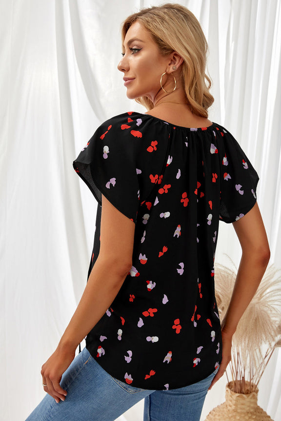 Black V-neck Short Sleeve Floral Print Fantasy Fluttering Blouse