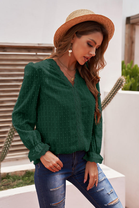  Green Elegant V-Neck Swiss Dot Long Sleeve Lace Blouse