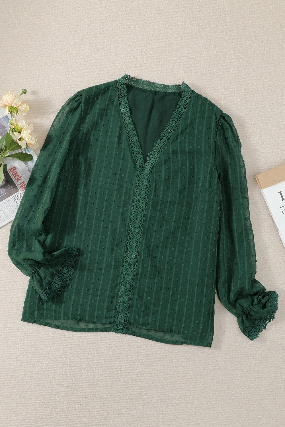  Green Elegant V-Neck Swiss Dot Long Sleeve Lace Blouse