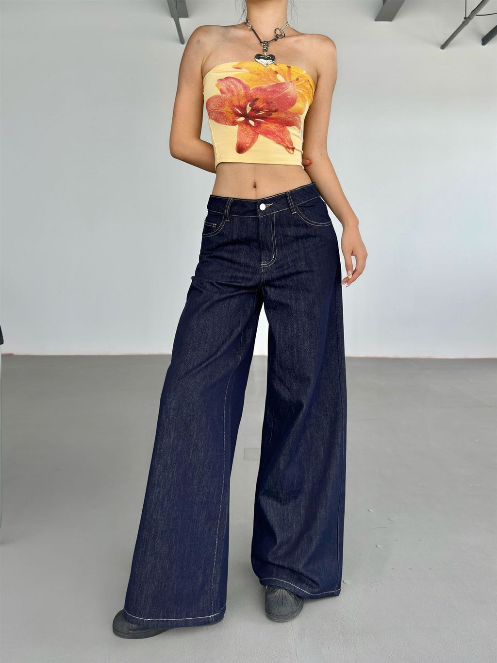 Retro Jeans (11459187736844)