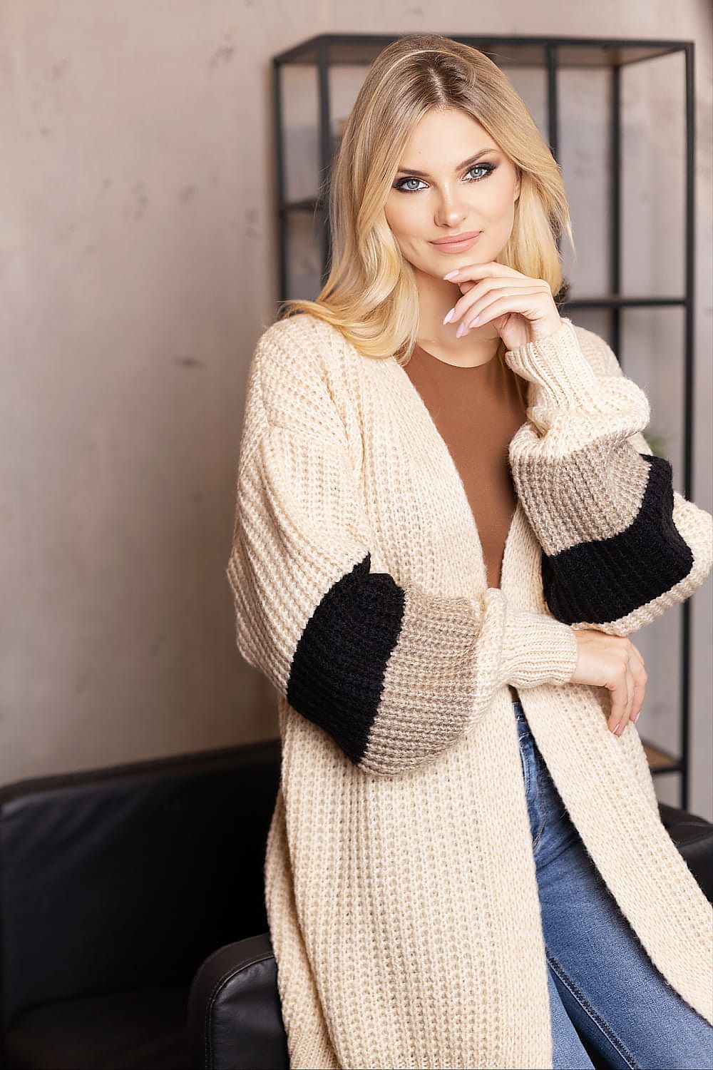 Cardigan Model 188774 PeeKaBoo (11496082211084)