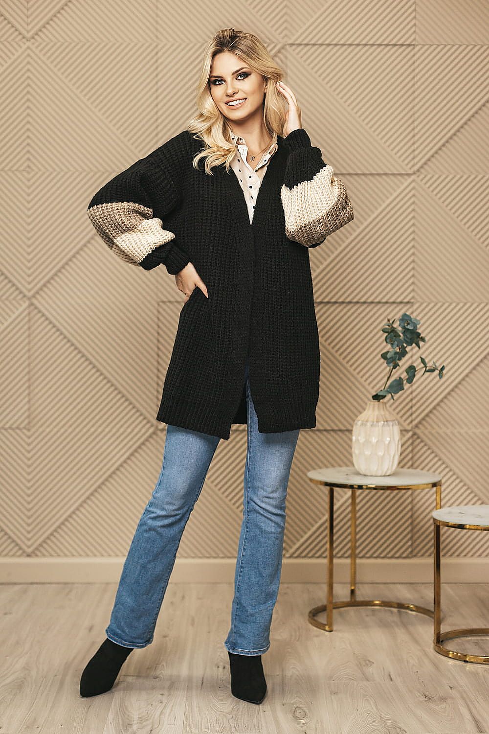 Cardigan Model 188774 PeeKaBoo (11496082211084)