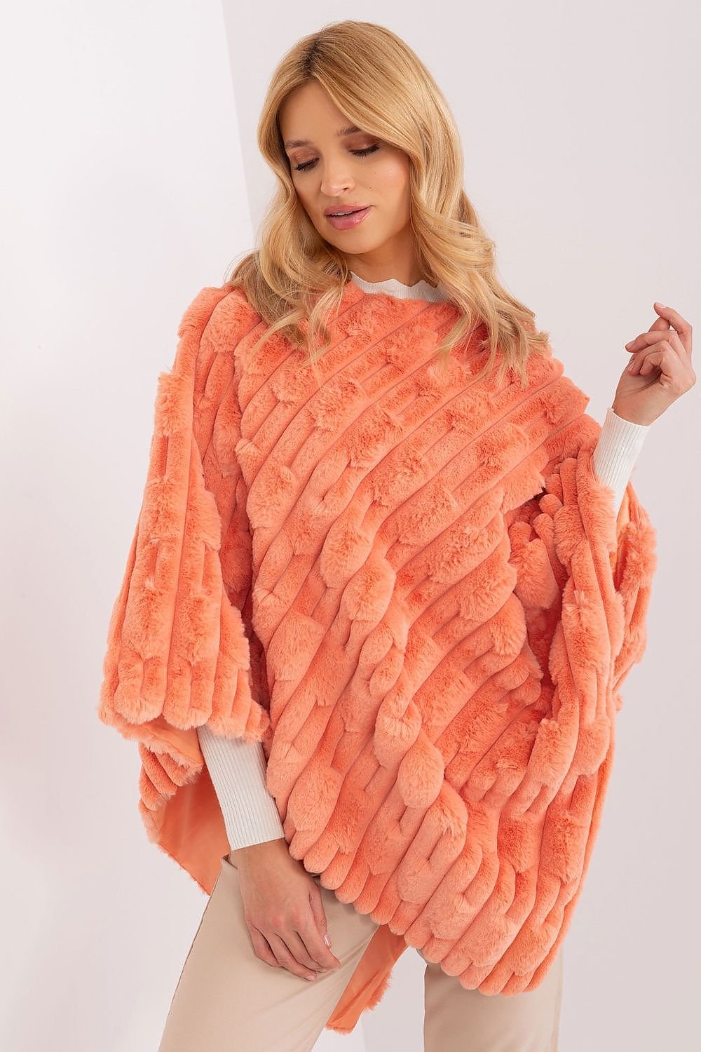 Poncho Model 203664 AT (11495408828684)