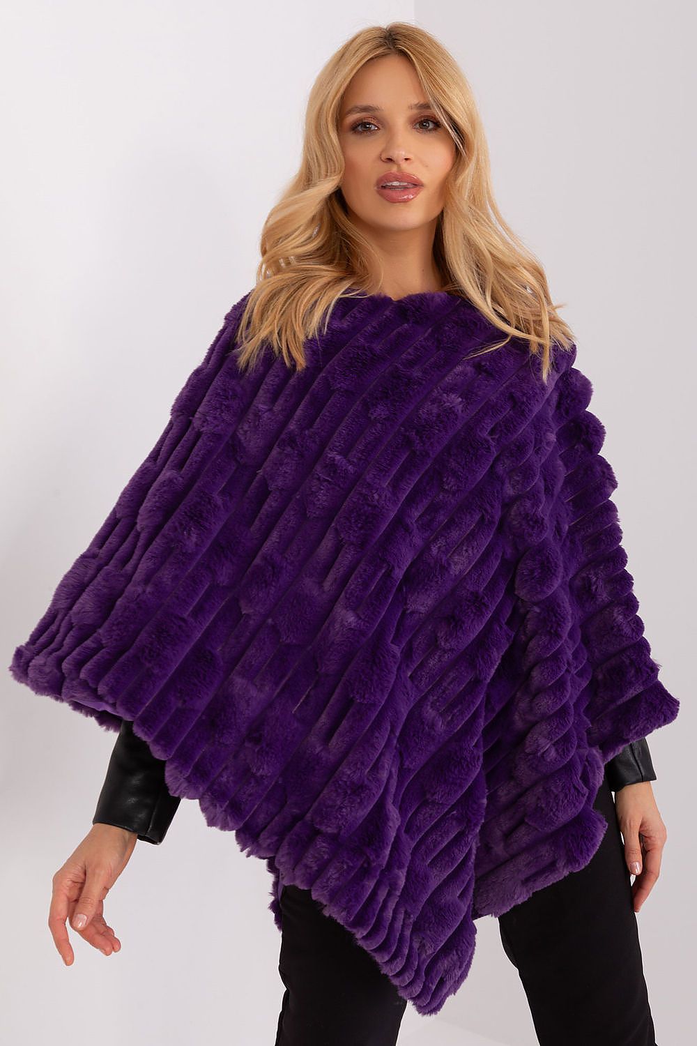 Poncho Model 203664 AT (11495408828684)