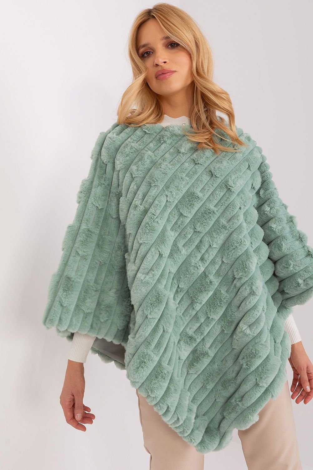 Poncho Model 203664 AT (11495408828684)