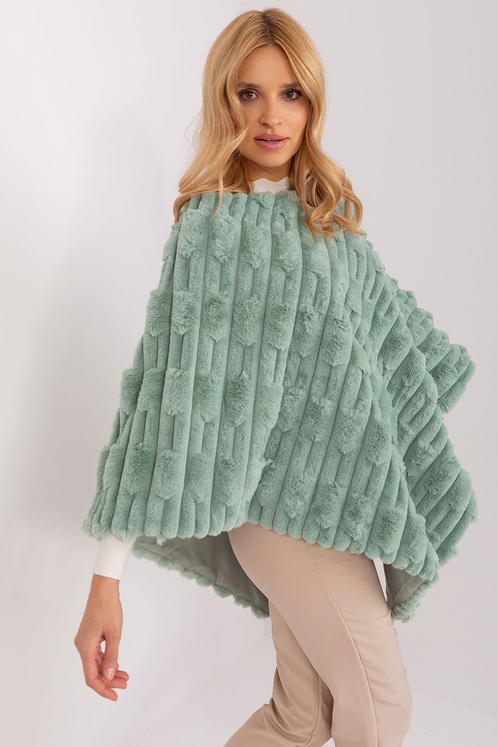 Poncho Model 203664 AT (11495408828684)