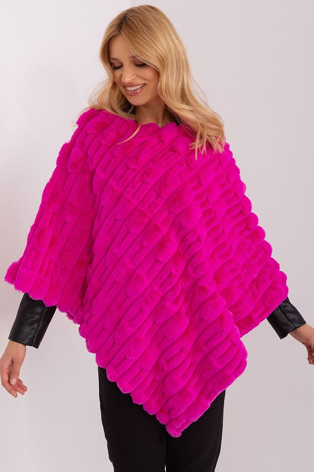 Poncho Model 203664 AT (11495408828684)