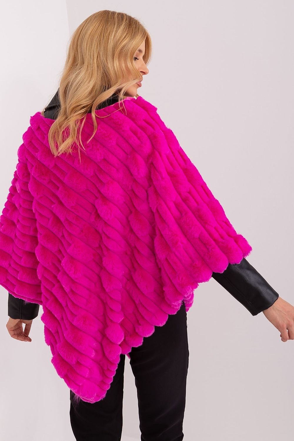 Poncho Model 203664 AT (11495408828684)