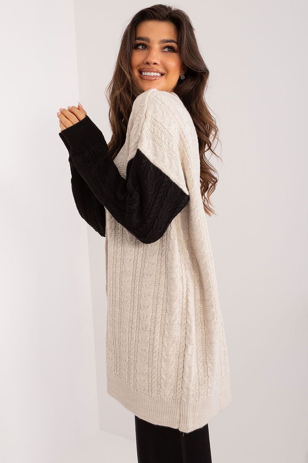 Cardigan Model 196764 Badu (11495881736460)