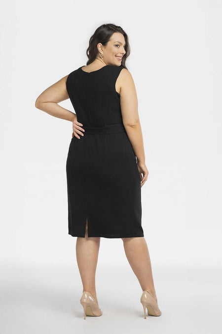 Plus-Size Kleider Model 198157 Karko (11495377535244)