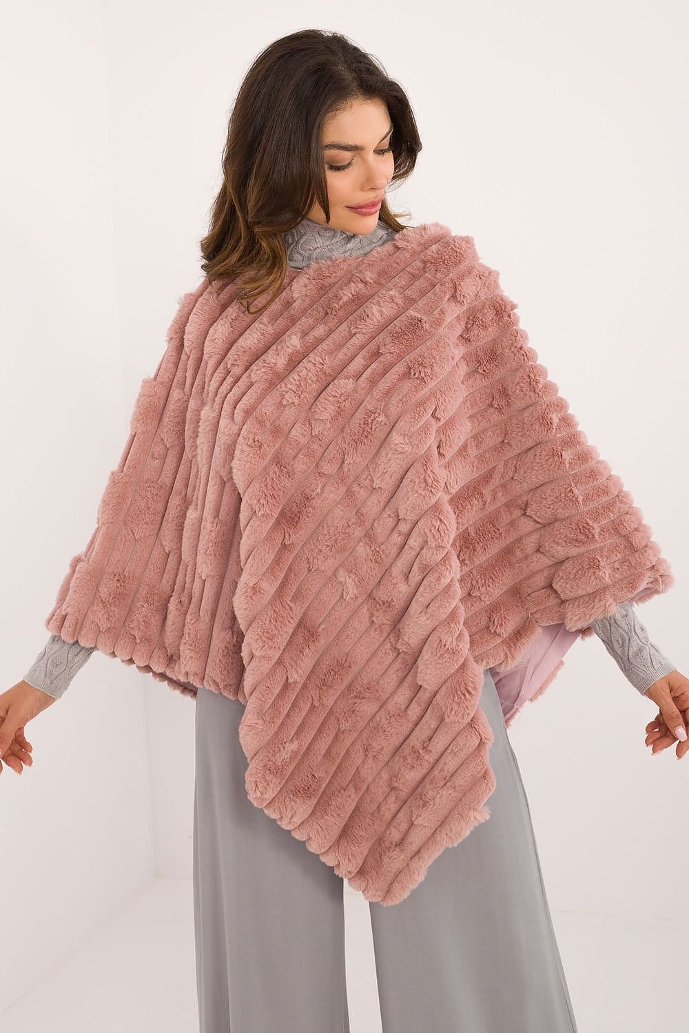 Poncho Model 203664 AT (11495408828684)