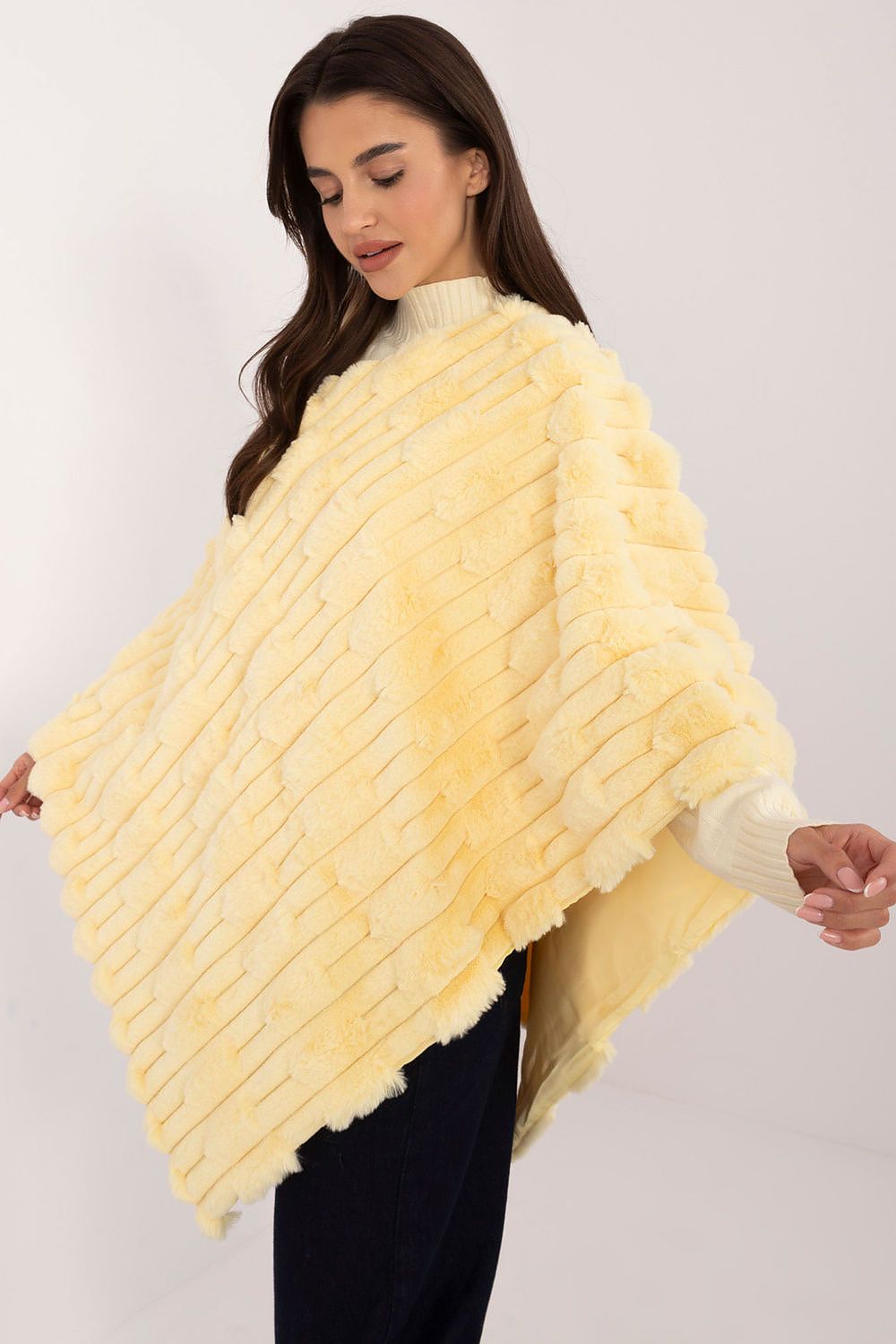 Poncho Model 203664 AT (11495408828684)