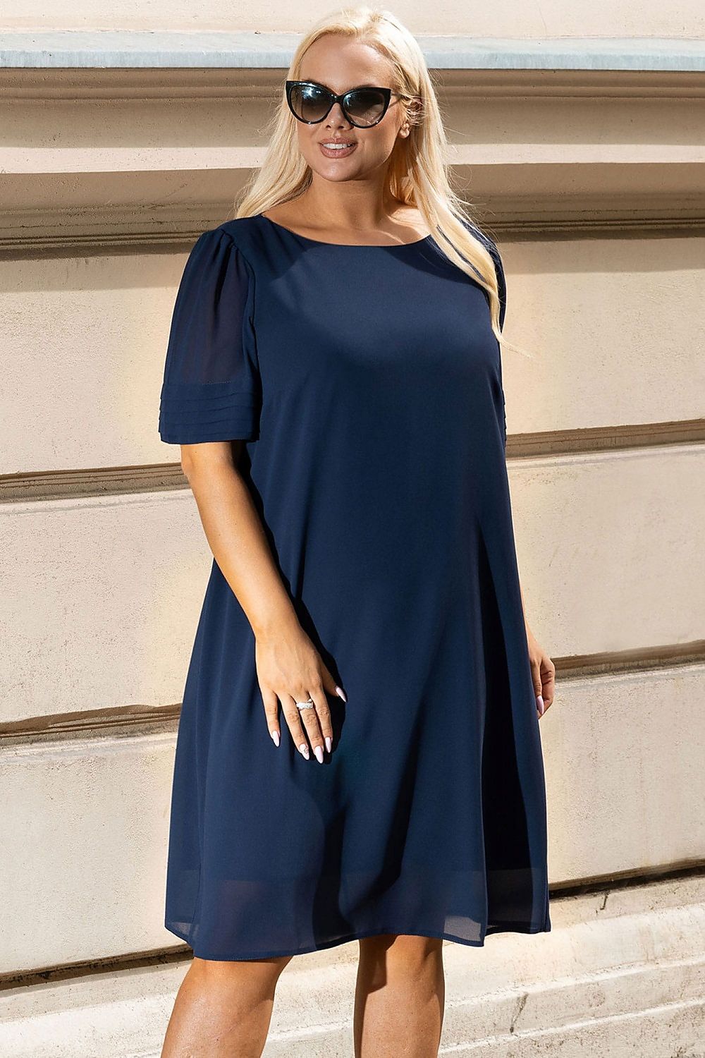 Plus-Size Kleider Model 198153 Karko (11495375274252)