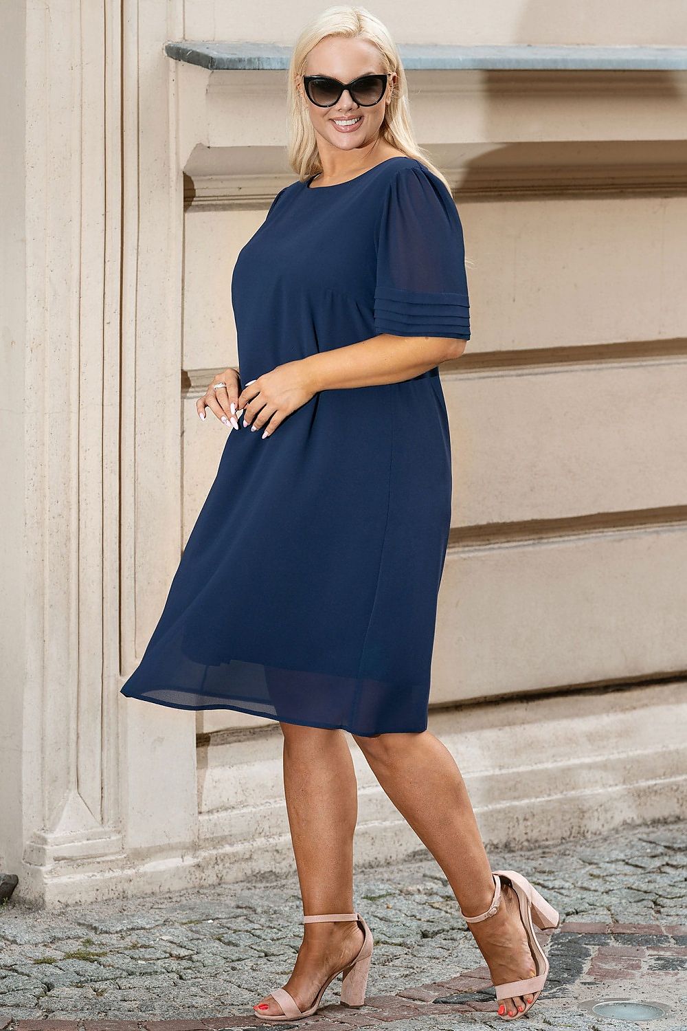 Plus-Size Kleider Model 198153 Karko (11495375274252)